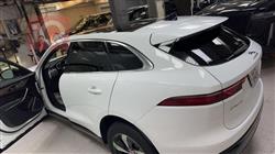 جاكوار إف-بيس